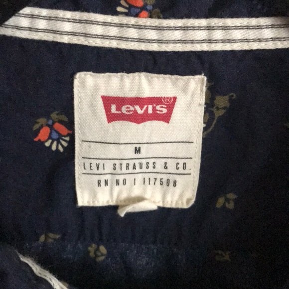 Navy floral button down - Picture 3 of 3